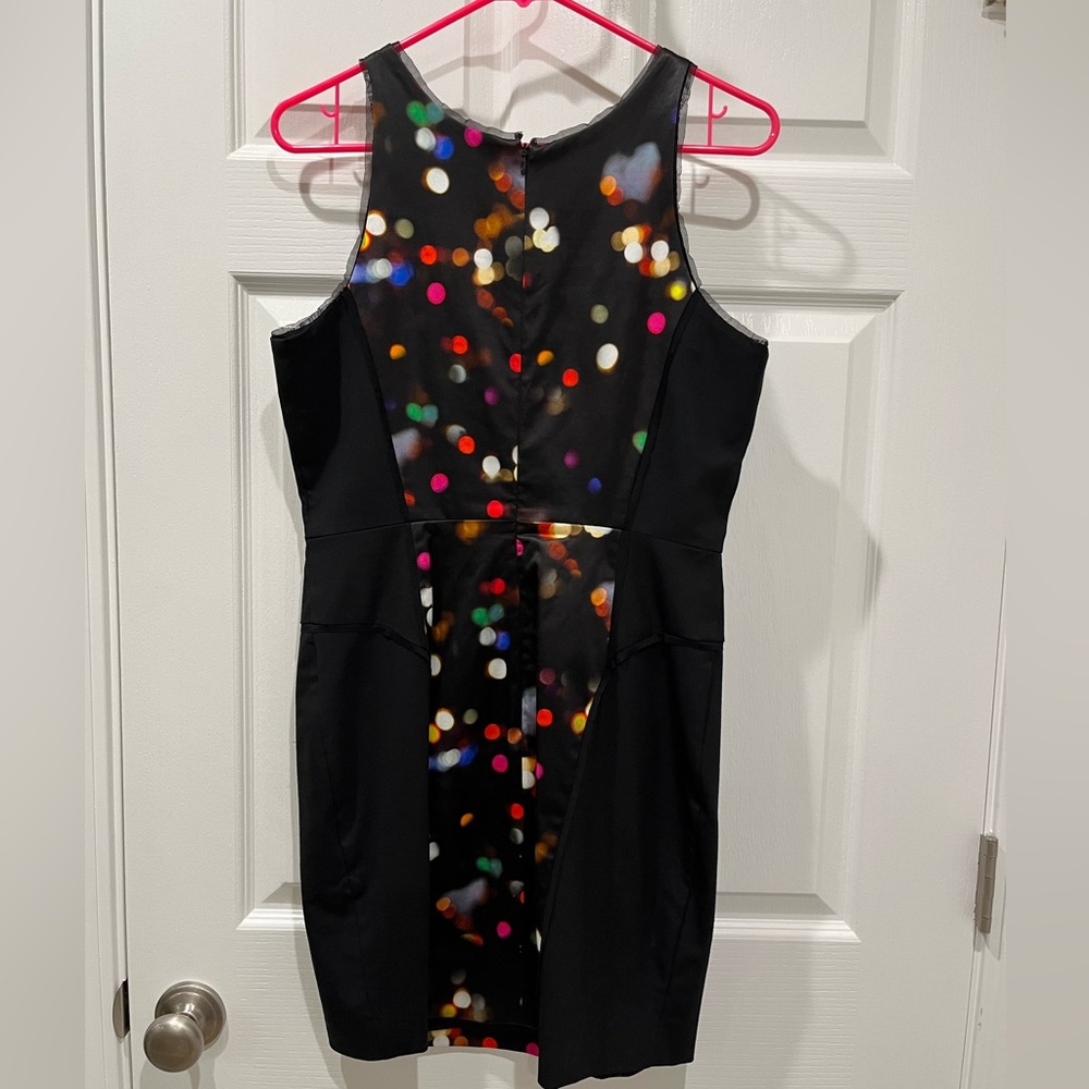 SALE Milly dress, size 8, EUC ((worn once) very form fitting! Cute bubble print.